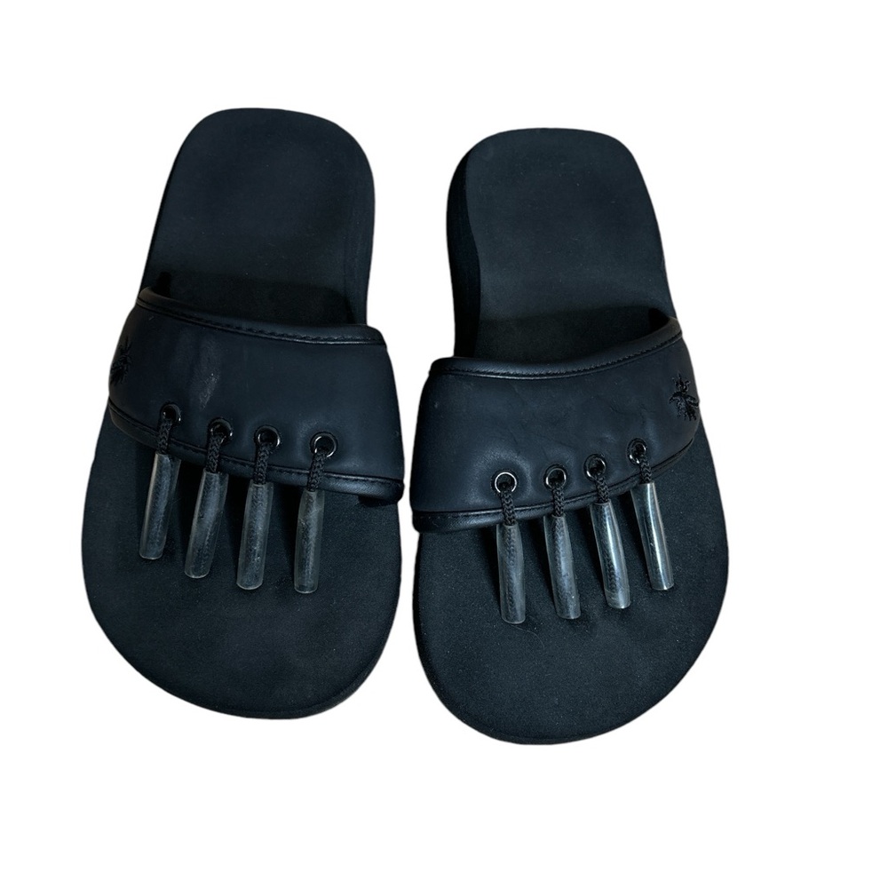 Womens Original Yoga Sandals in Black Size Small. Fits women size 4 - 5.5.